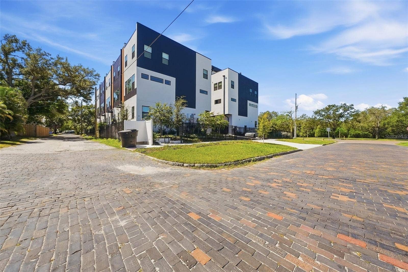 2114 4TH STREET S, #7, St Petersburg, FL 33705