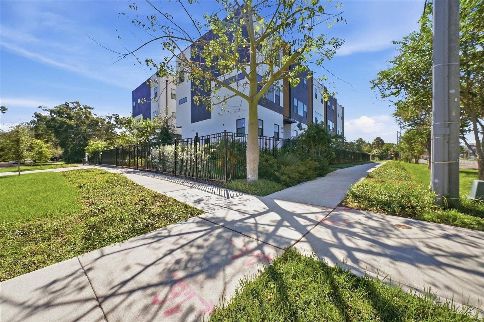2114 4TH STREET S, #7, St Petersburg, FL 33705
