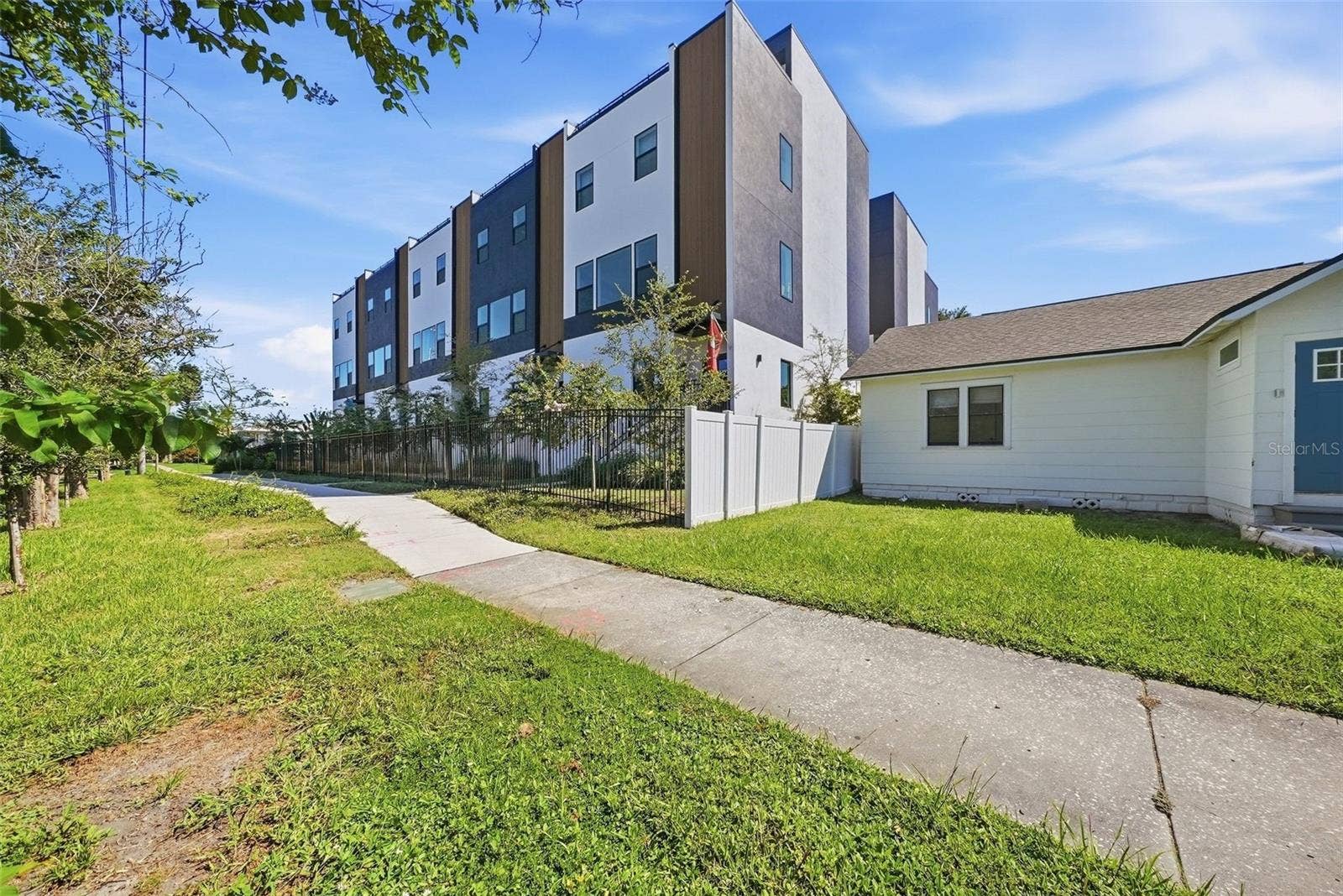2114 4TH STREET S, #7, St Petersburg, FL 33705