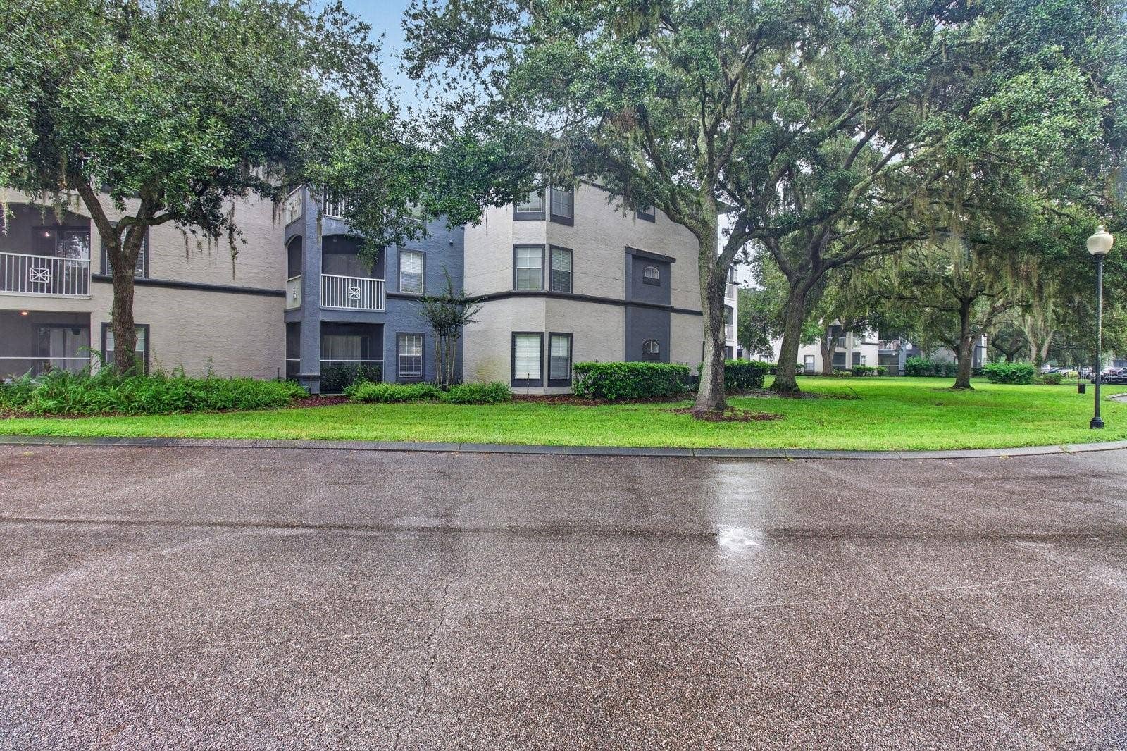 8513 ISLAND BREEZE LANE, #207, Temple Terrace, FL 33637 8513 ISLAND BREEZE LANE, #207, Temple Terrace, FL 33637