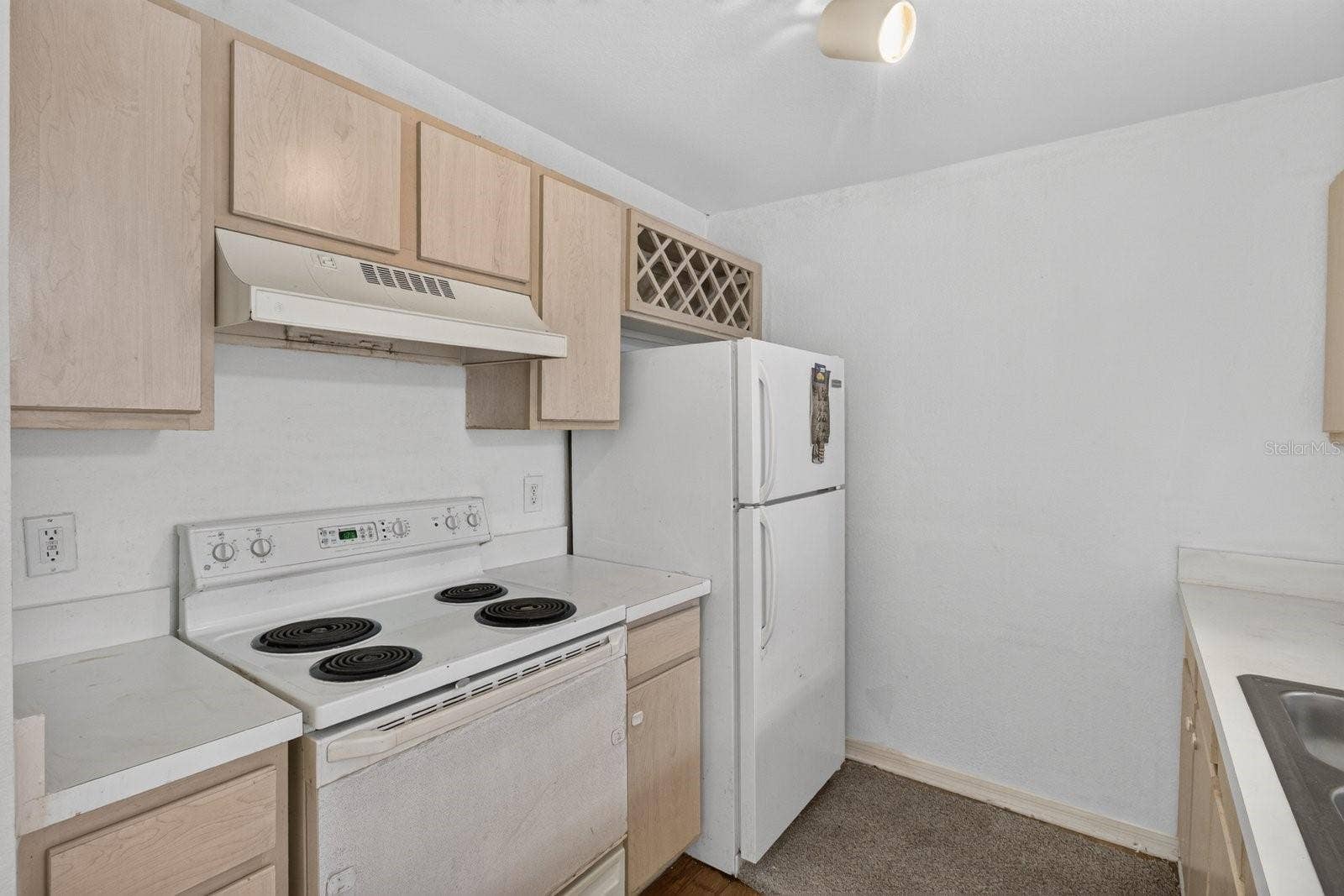 8513 ISLAND BREEZE LANE, #207, Temple Terrace, FL 33637 8513 ISLAND BREEZE LANE, #207, Temple Terrace, FL 33637