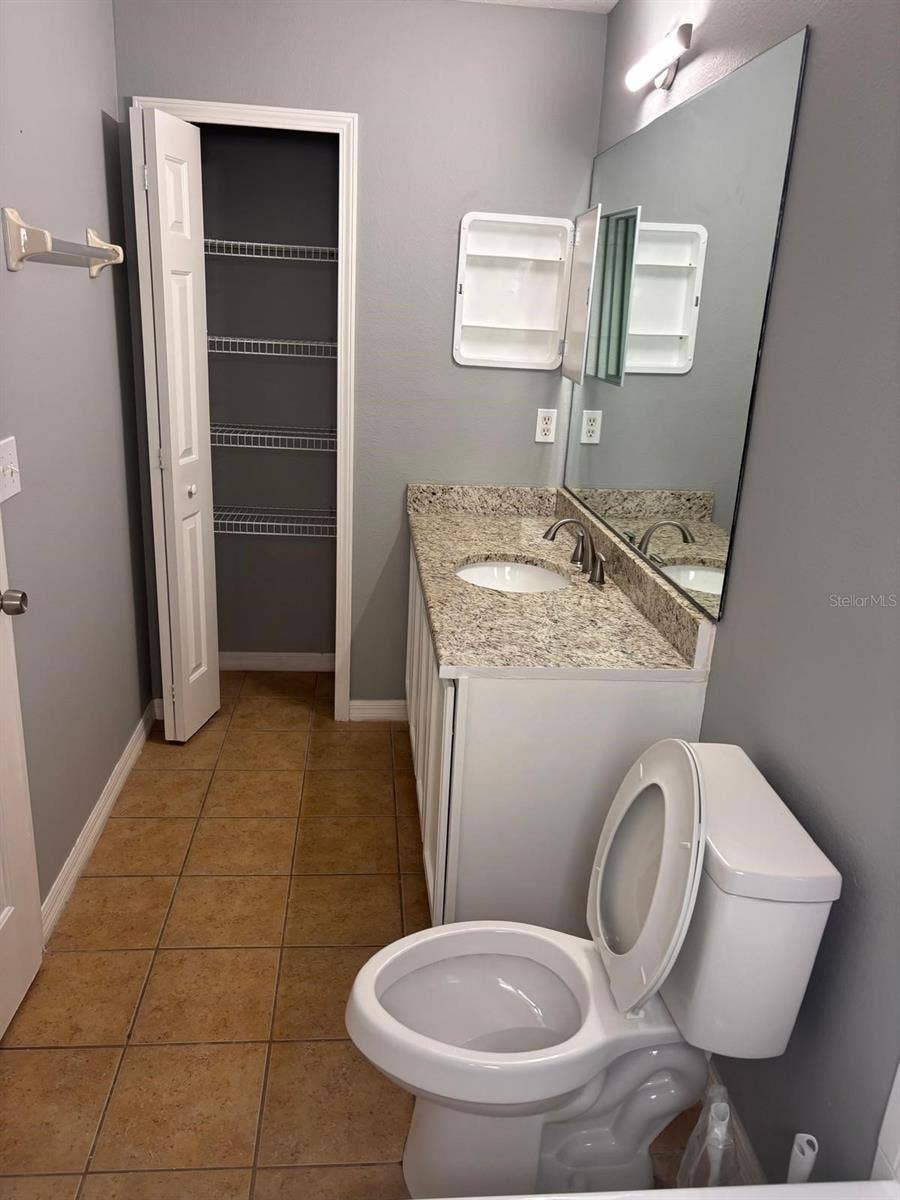 Main bathroom