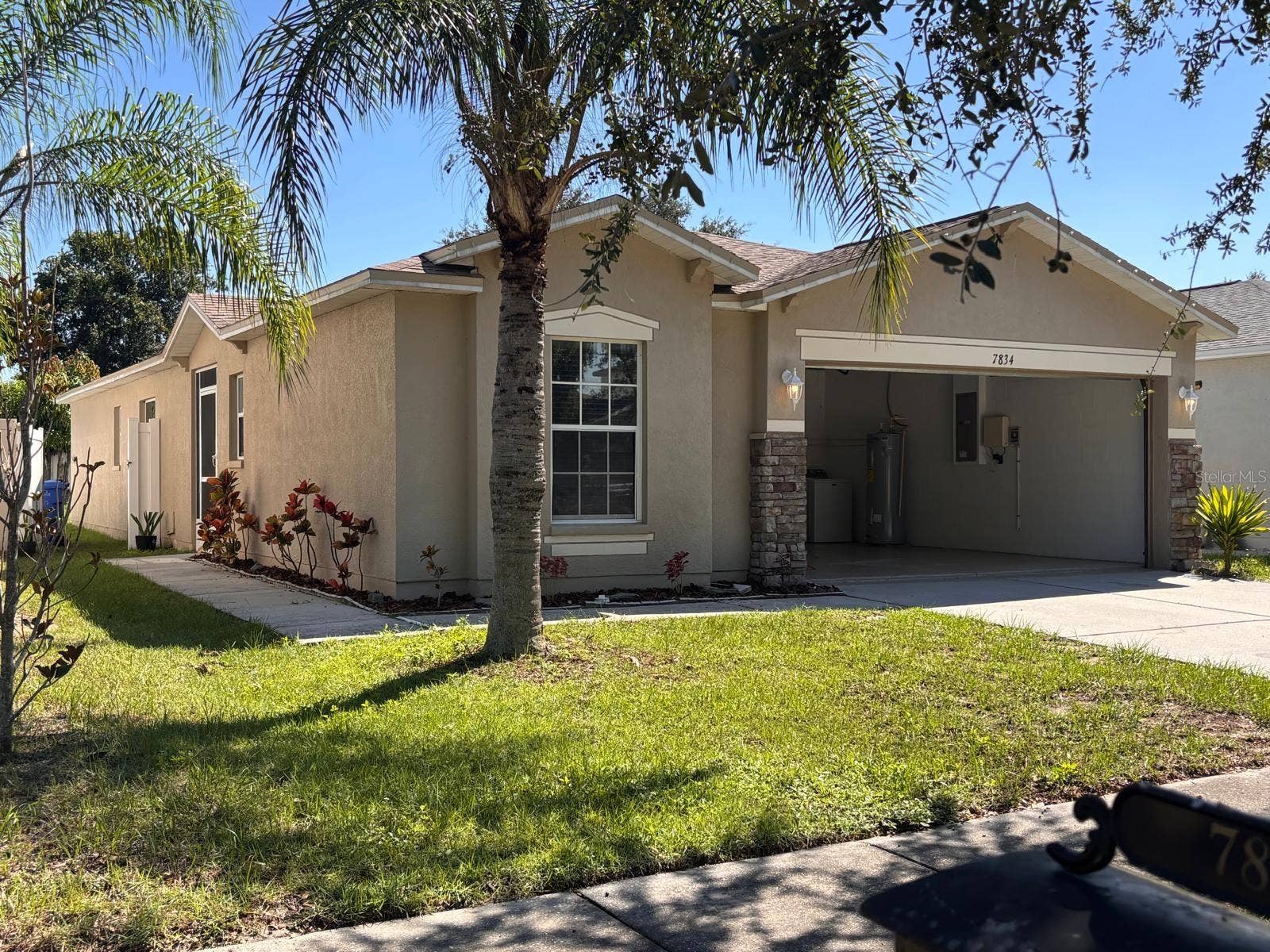 7834 CARRIAGE POINTE DRIVE, Gibsonton, FL 33534