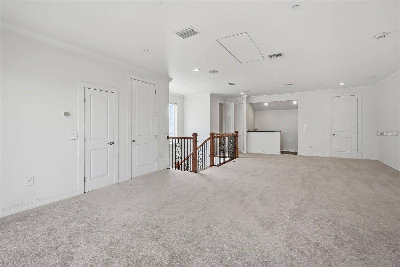 1465 HILLSIDE LANDING DRIVE, Tarpon Springs, FL 34688 1465 HILLSIDE LANDING DRIVE, Tarpon Springs, FL 34688