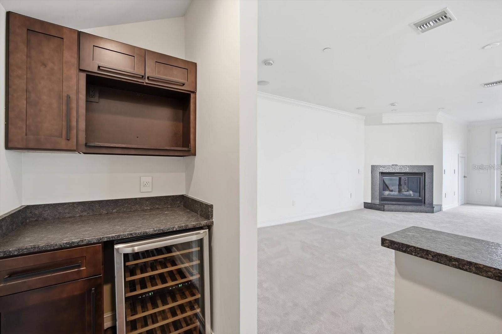 1465 HILLSIDE LANDING DRIVE, Tarpon Springs, FL 34688 1465 HILLSIDE LANDING DRIVE, Tarpon Springs, FL 34688