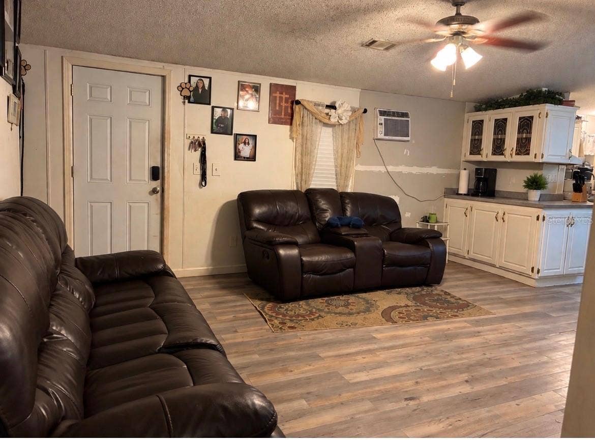 11522 NORTH STREET, Gibsonton, FL 33534 11522 NORTH STREET, Gibsonton, FL 33534