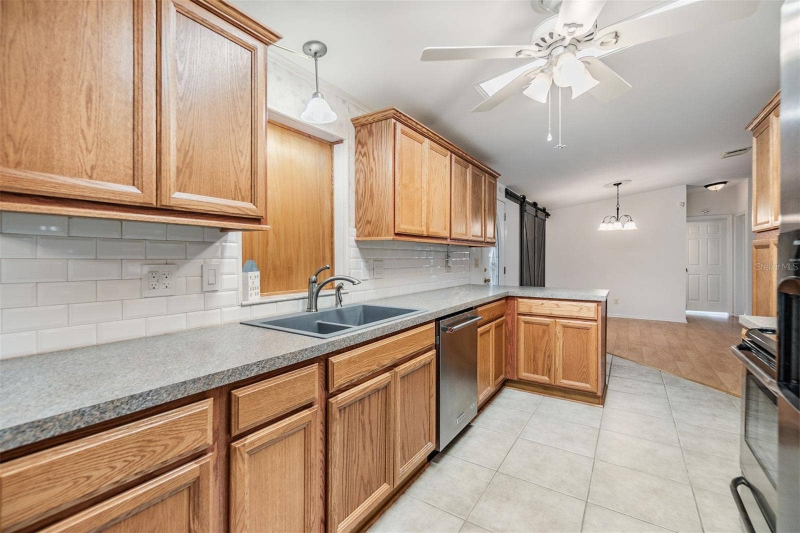 37449 GILL AVENUE, Zephyrhills, FL 33541