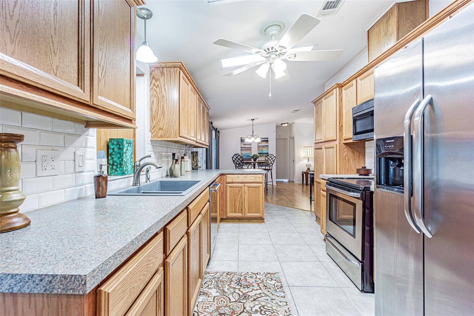 37449 GILL AVENUE, Zephyrhills, FL 33541