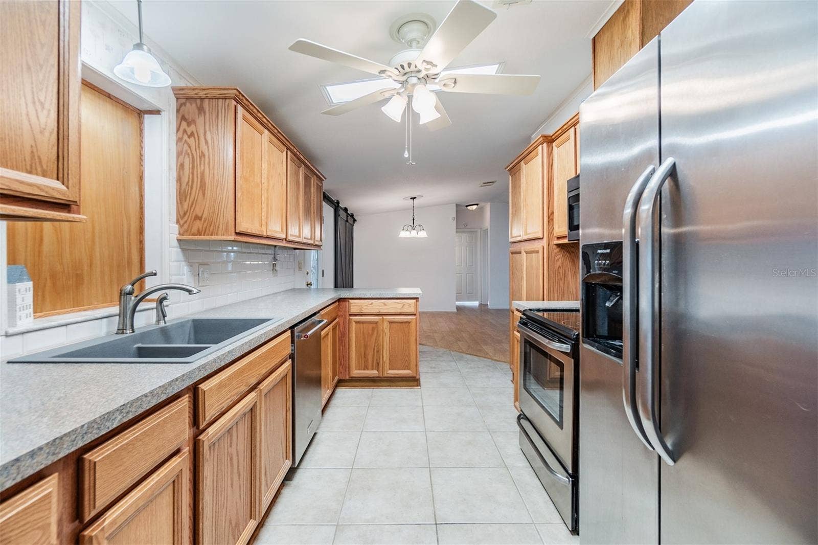 37449 GILL AVENUE, Zephyrhills, FL 33541