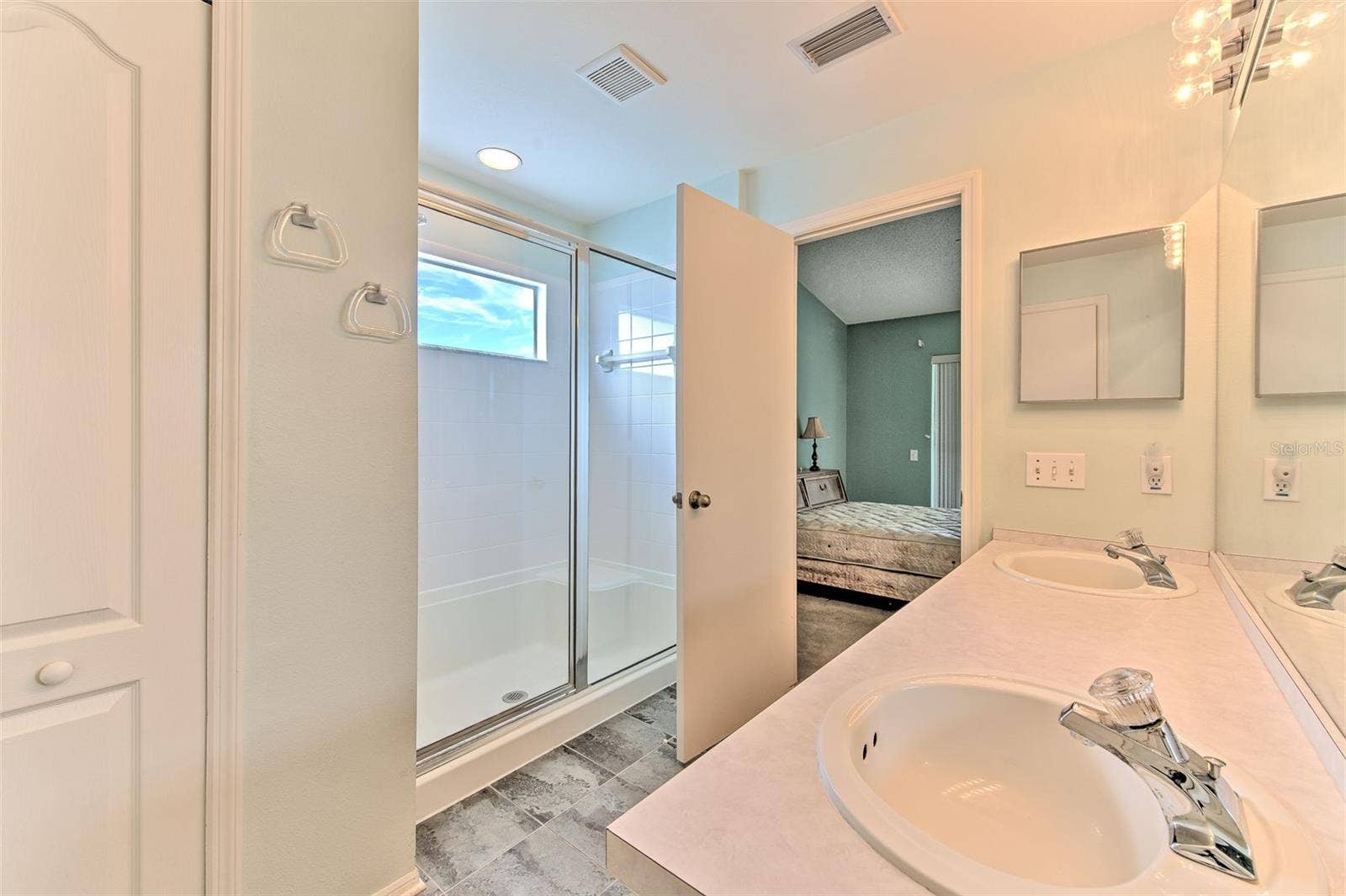 235 LAKEWAY LANE, Apollo Beach, FL 33572 235 LAKEWAY LANE, Apollo Beach, FL 33572
