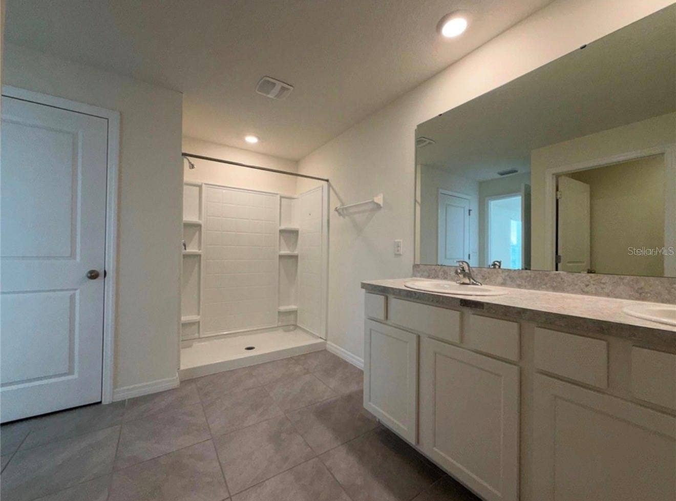 12072 DOWNY BIRCH DRIVE, Riverview, FL 33569 12072 DOWNY BIRCH DRIVE, Riverview, FL 33569