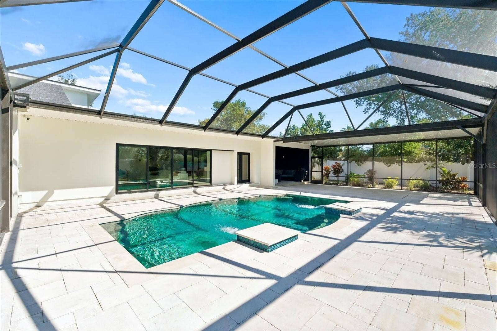2432 INDIAN AVENUE, Belleair Bluffs, FL 33770
