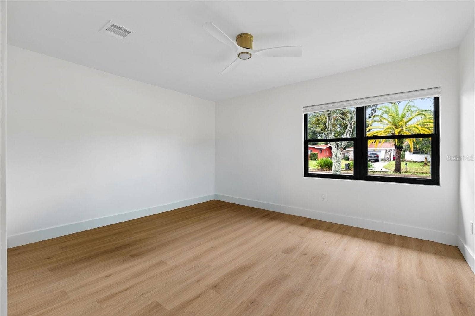 Bedroom #1