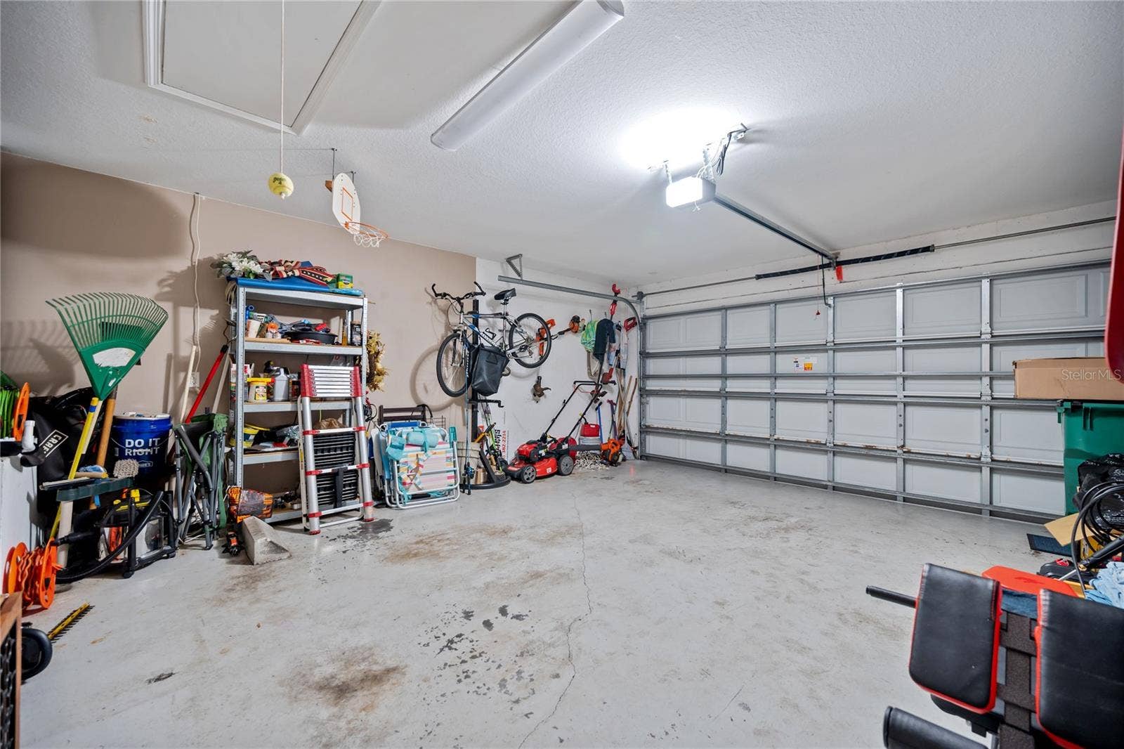 27537 EDENFIELD DRIVE, Wesley Chapel, FL 33544 27537 EDENFIELD DRIVE, Wesley Chapel, FL 33544