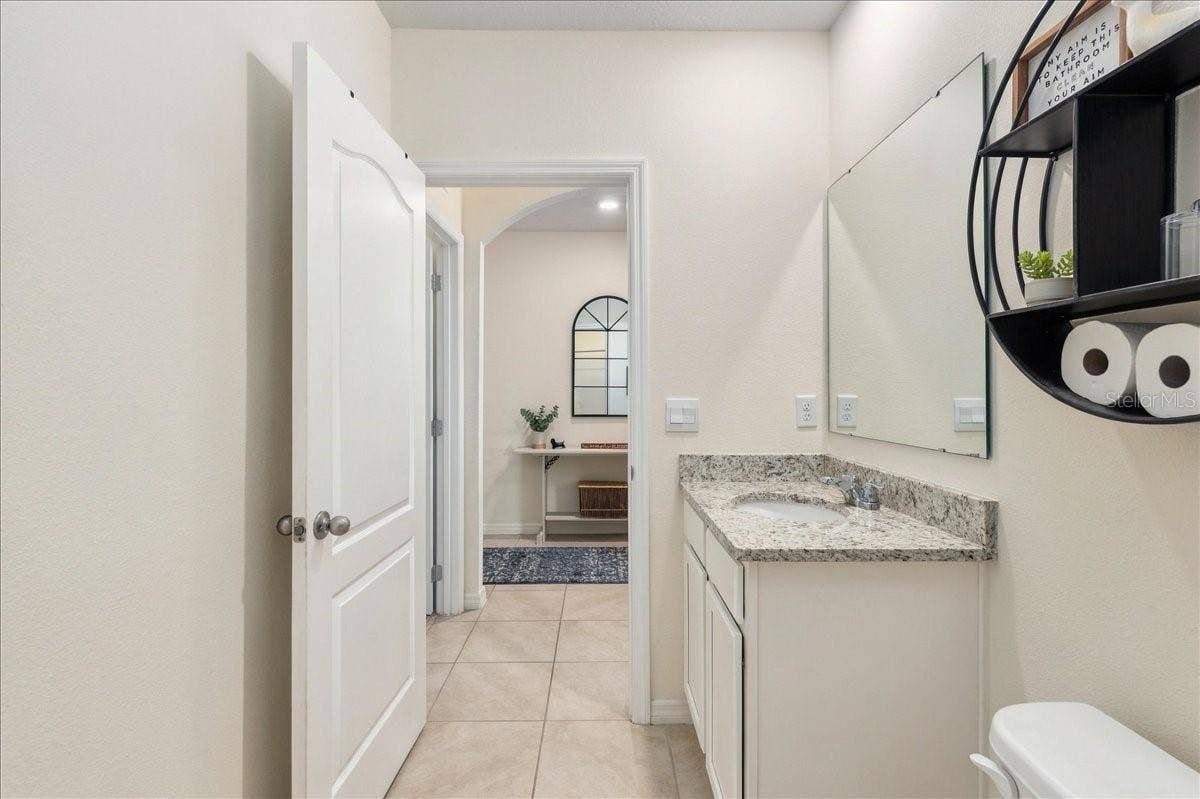 5244 GREENHEART AVENUE, Mount Dora, FL 32757