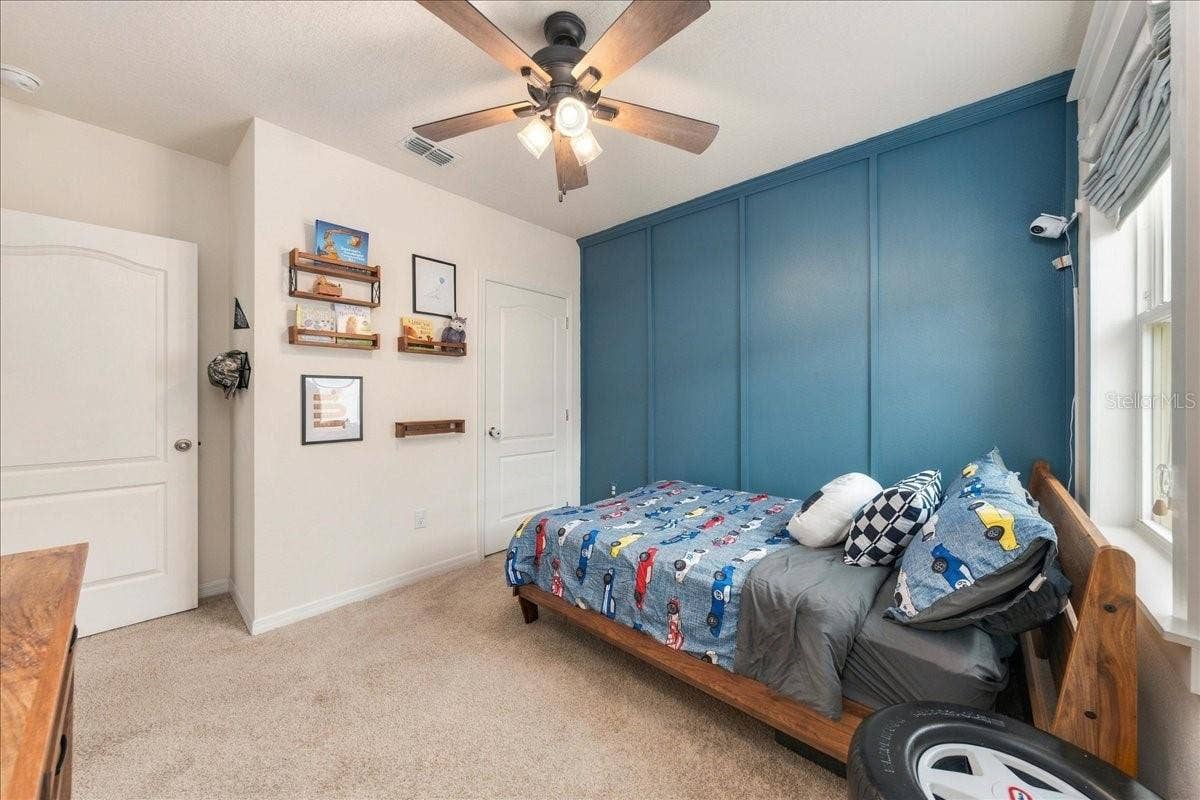 5244 GREENHEART AVENUE, Mount Dora, FL 32757