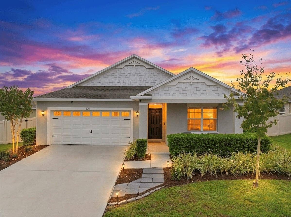 5244 GREENHEART AVENUE, Mount Dora, FL 32757