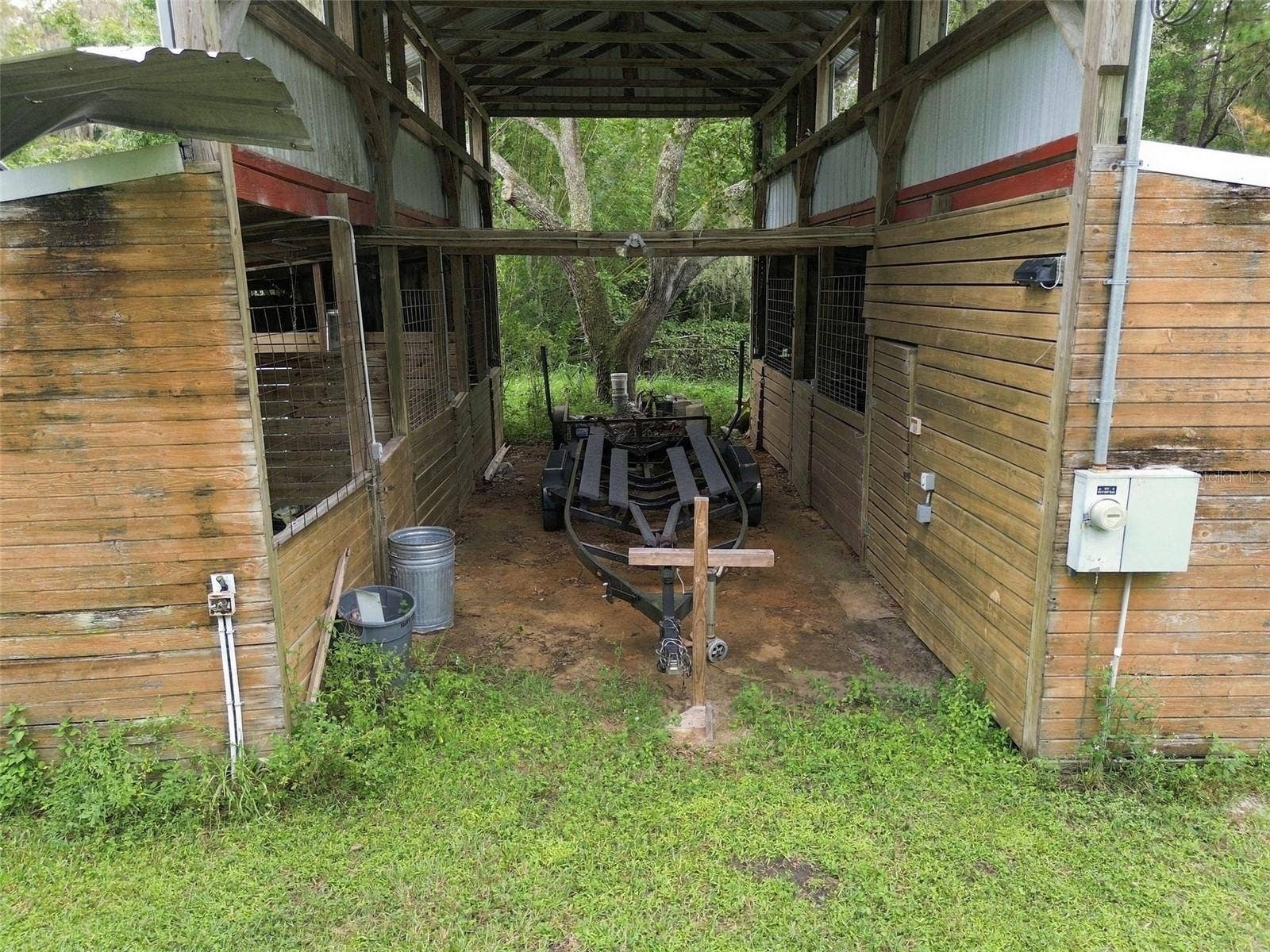19135 N DALE MABRY HIGHWAY, Lutz, FL 33548