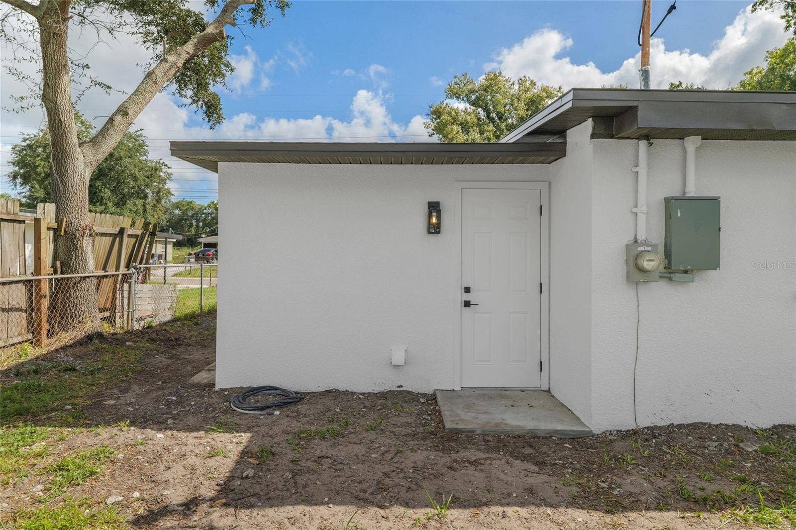 3215 WELBORN WAY, Tampa, FL 33619 3215 WELBORN WAY, Tampa, FL 33619