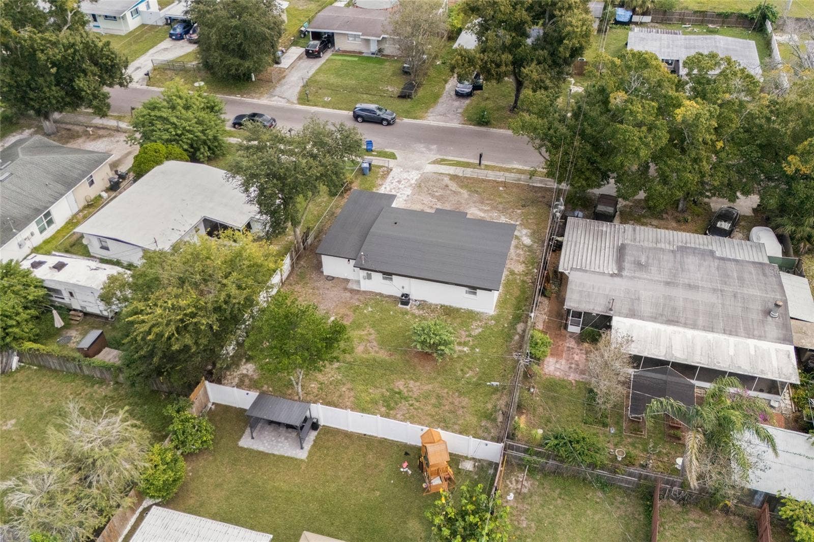 3215 WELBORN WAY, Tampa, FL 33619 3215 WELBORN WAY, Tampa, FL 33619