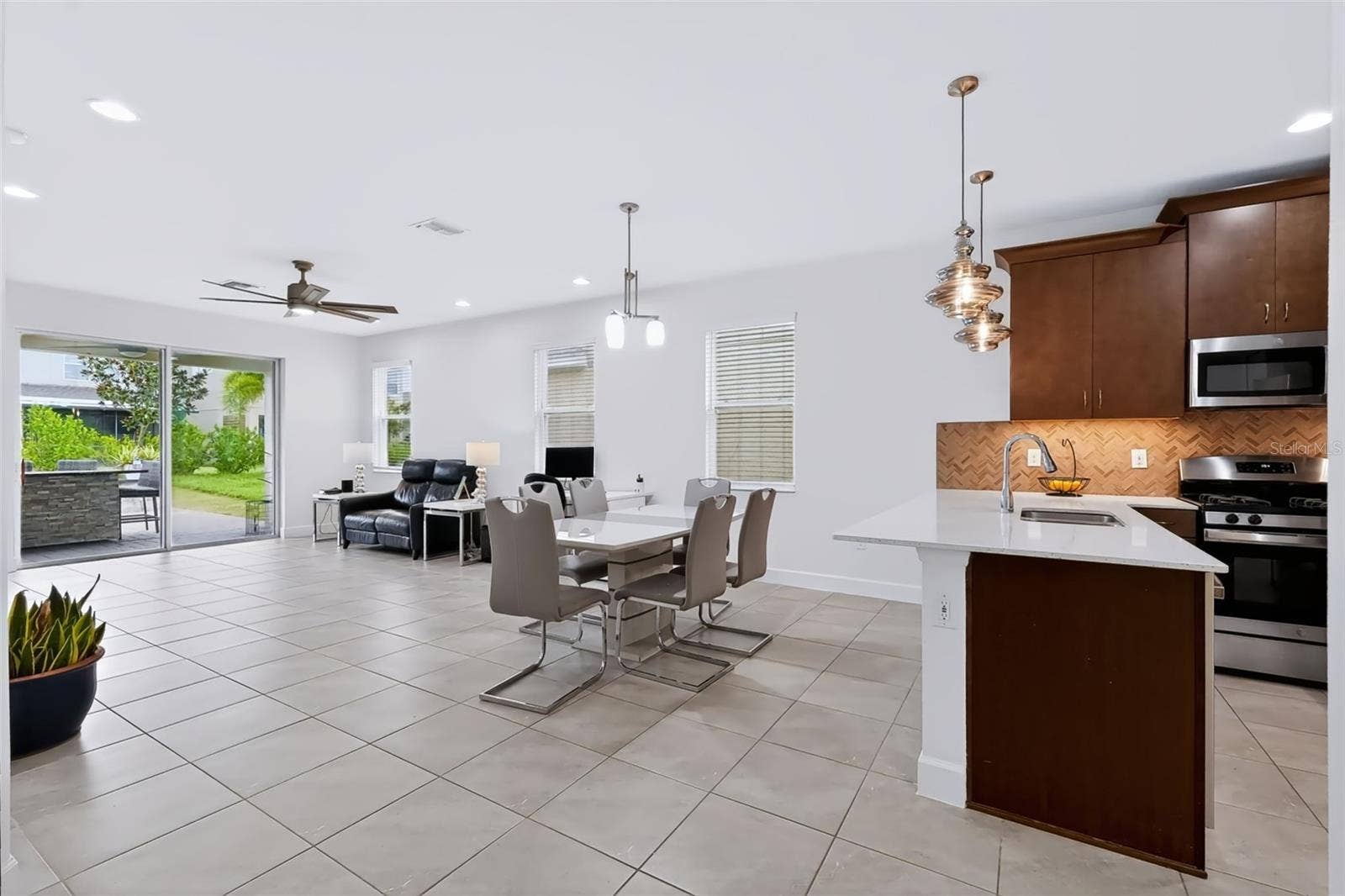 6118 VOYAGERS PLACE, Apollo Beach, FL 33572