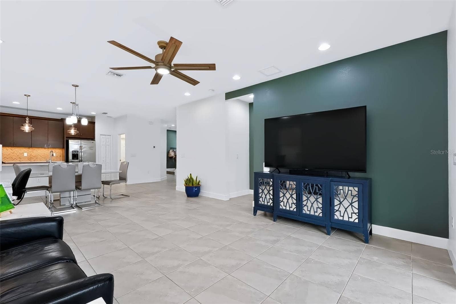 6118 VOYAGERS PLACE, Apollo Beach, FL 33572