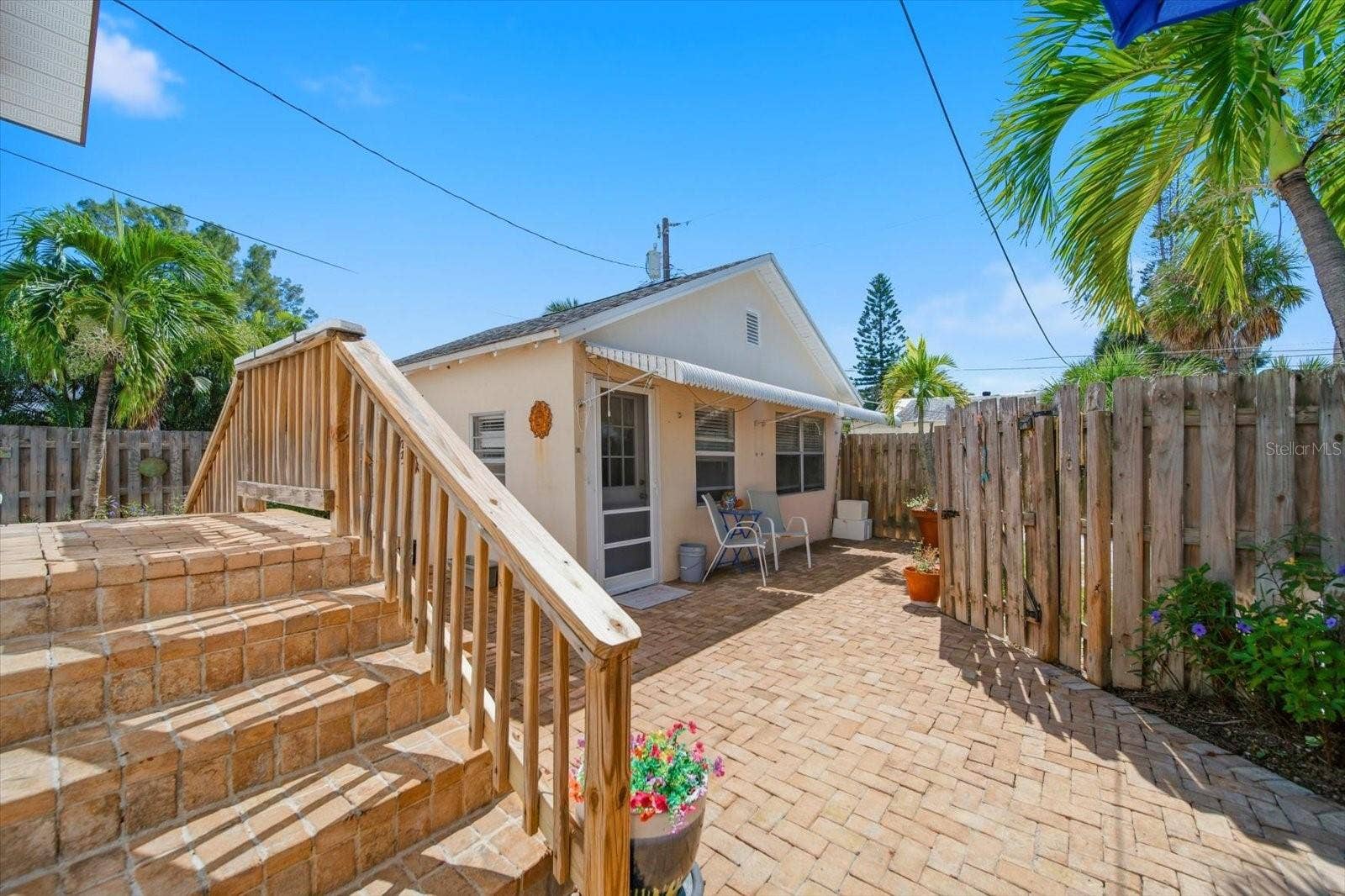 106 14TH AVENUE, St Pete Beach, FL 33706 106 14TH AVENUE, St Pete Beach, FL 33706