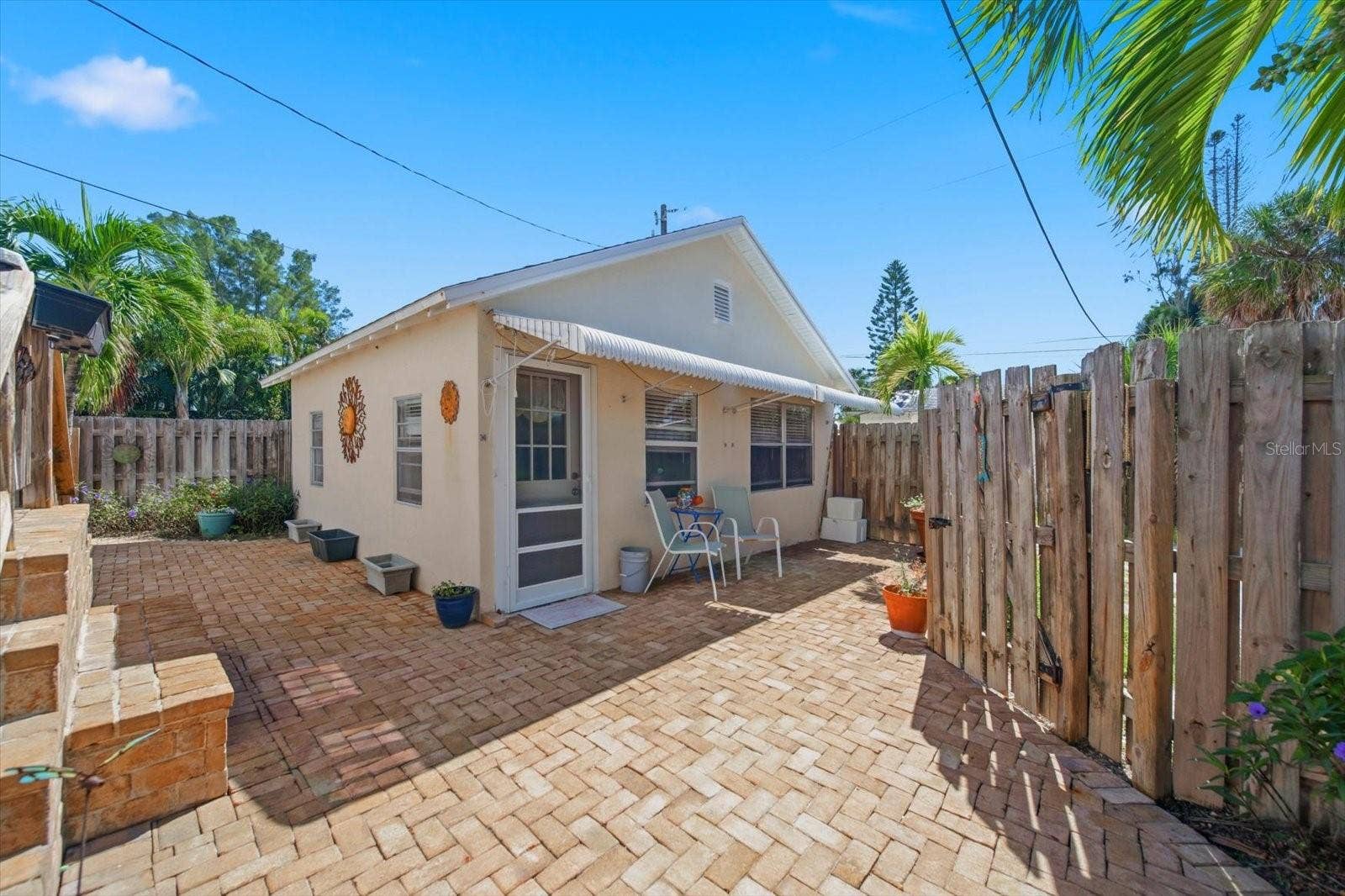 106 14TH AVENUE, St Pete Beach, FL 33706 106 14TH AVENUE, St Pete Beach, FL 33706