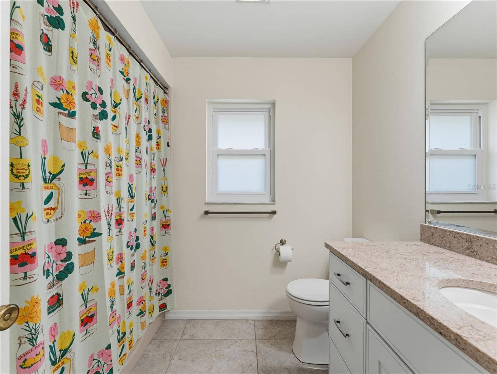Hall Bath 2