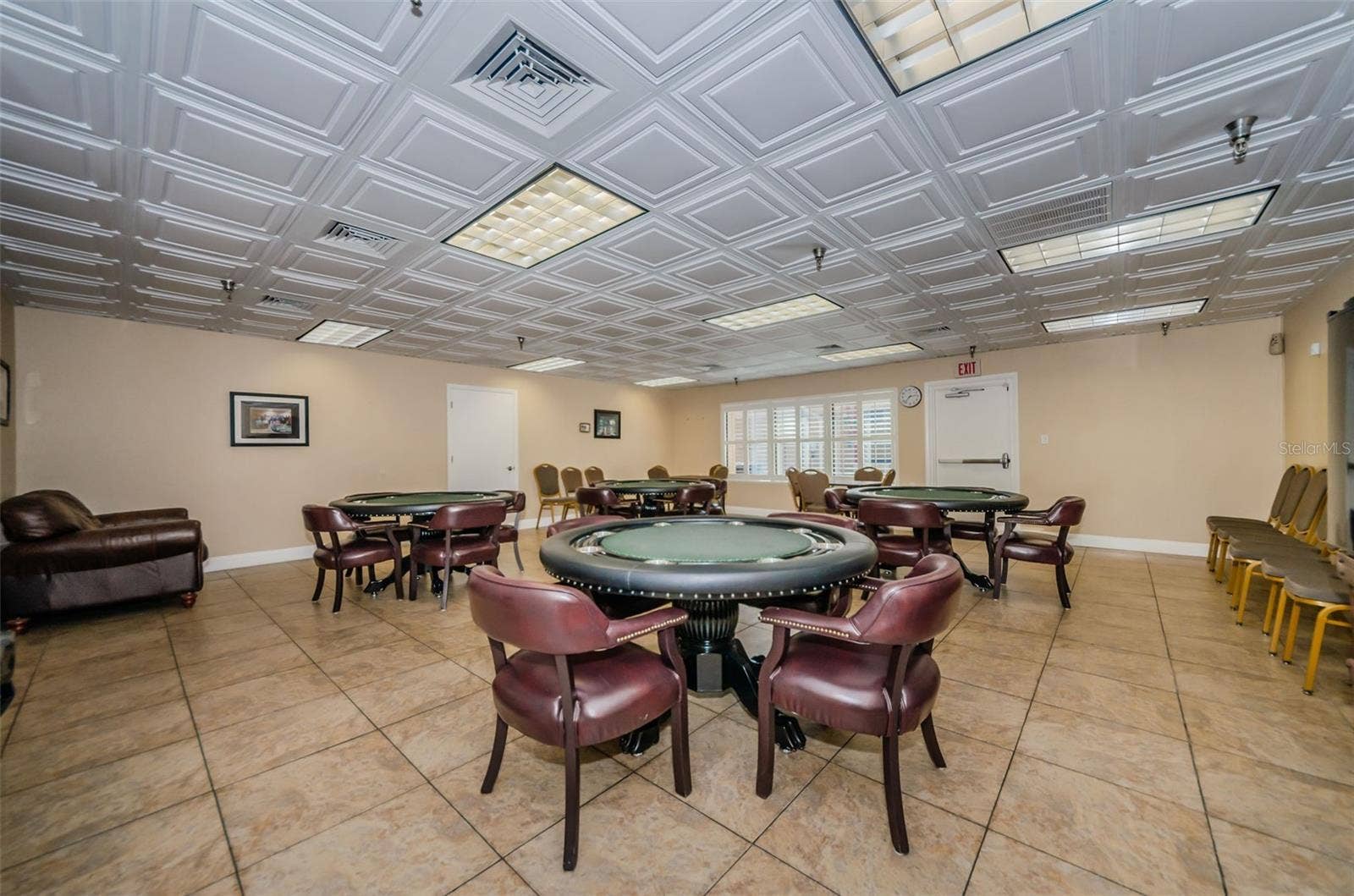 1529 E DORCHESTER DRIVE, Palm Harbor, FL 34684