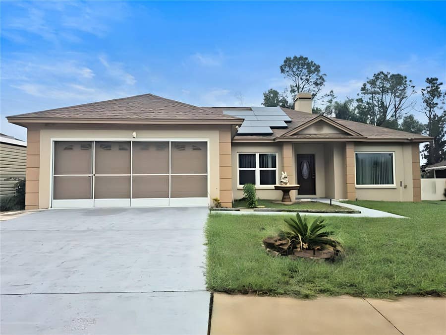 Property photo for 902 GREENBELT CIRCLE, Brandon, FL