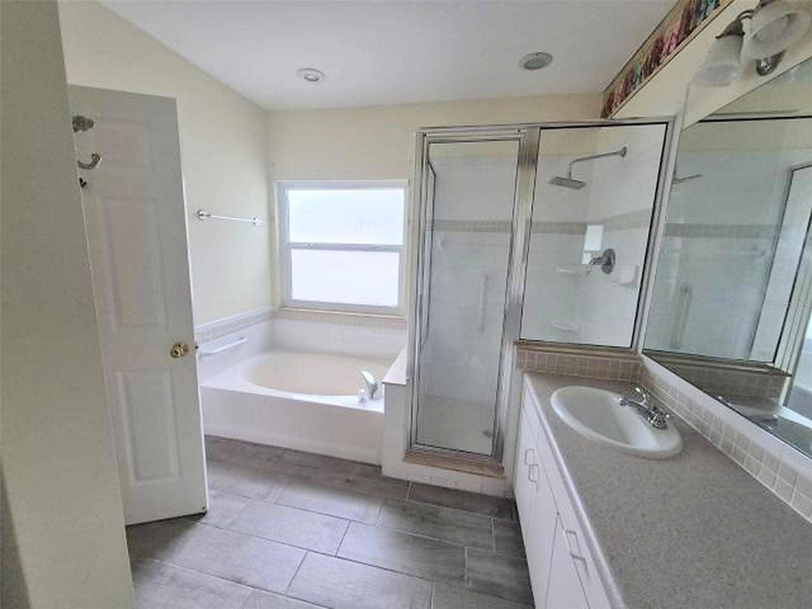 902 GREENBELT CIRCLE, Brandon, FL 33510