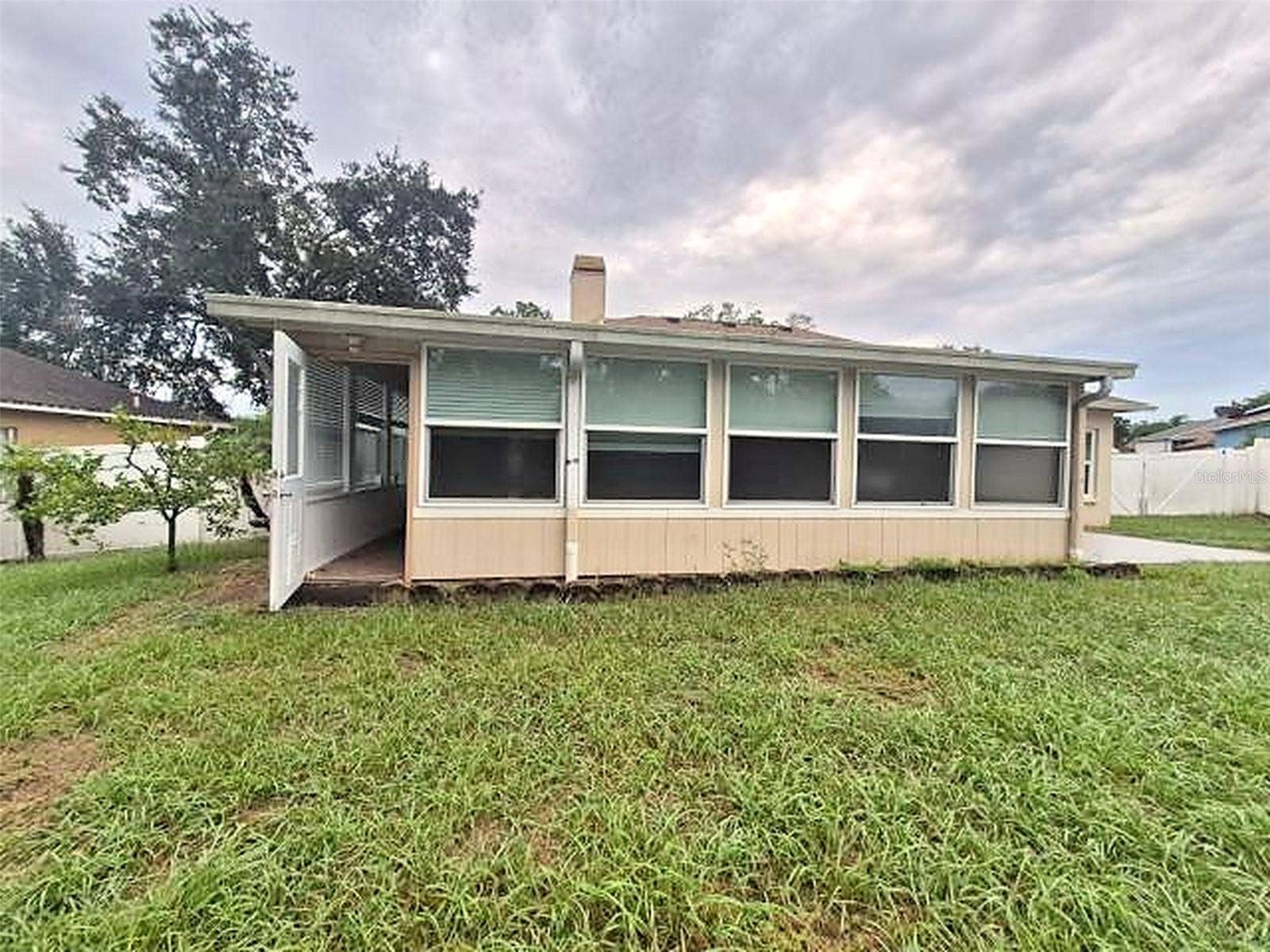 902 GREENBELT CIRCLE, Brandon, FL 33510