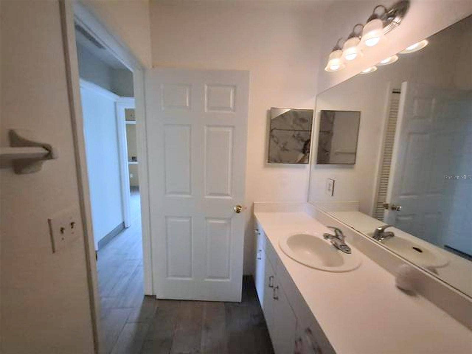 902 GREENBELT CIRCLE, Brandon, FL 33510