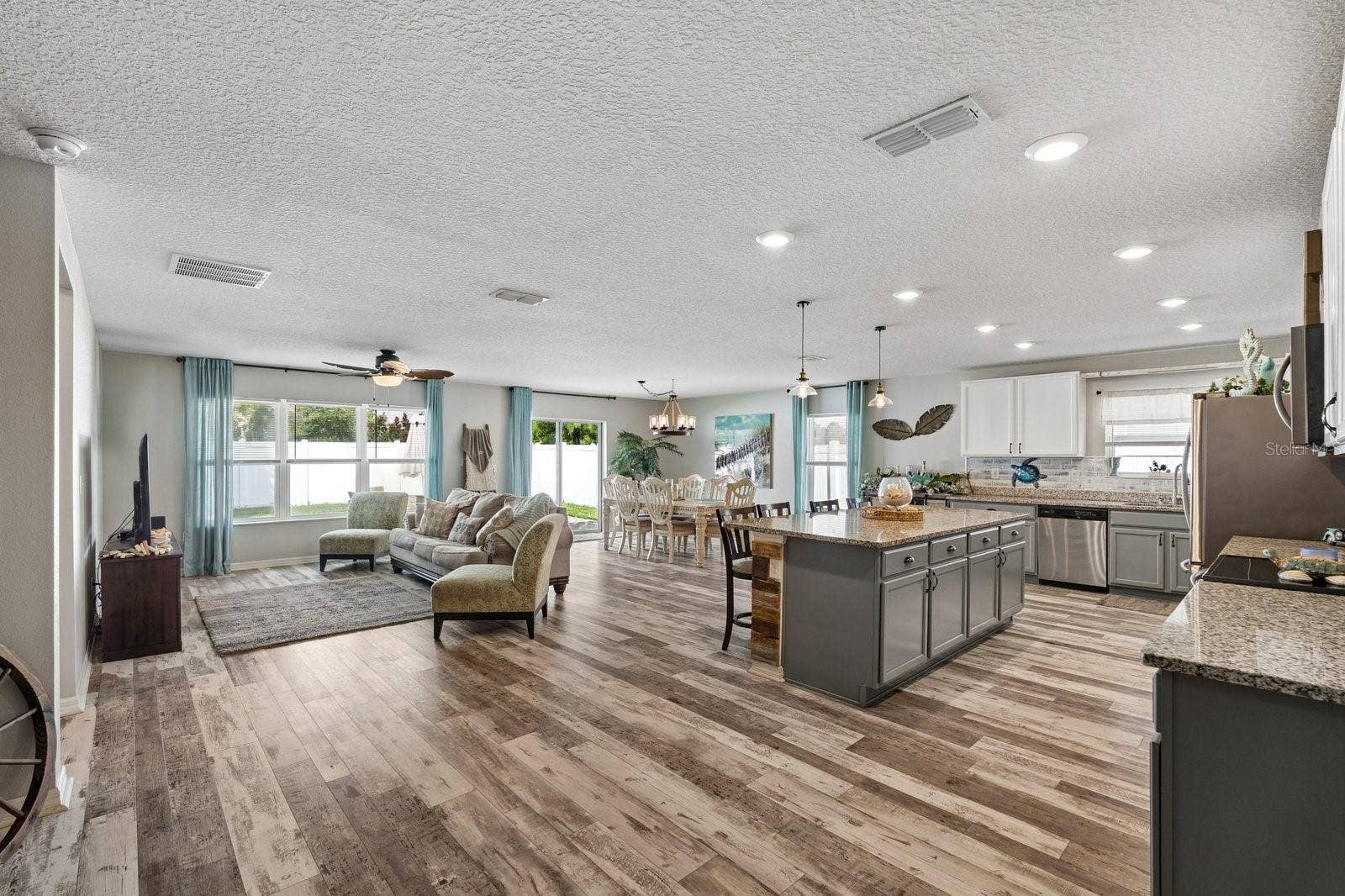 Expansive great room