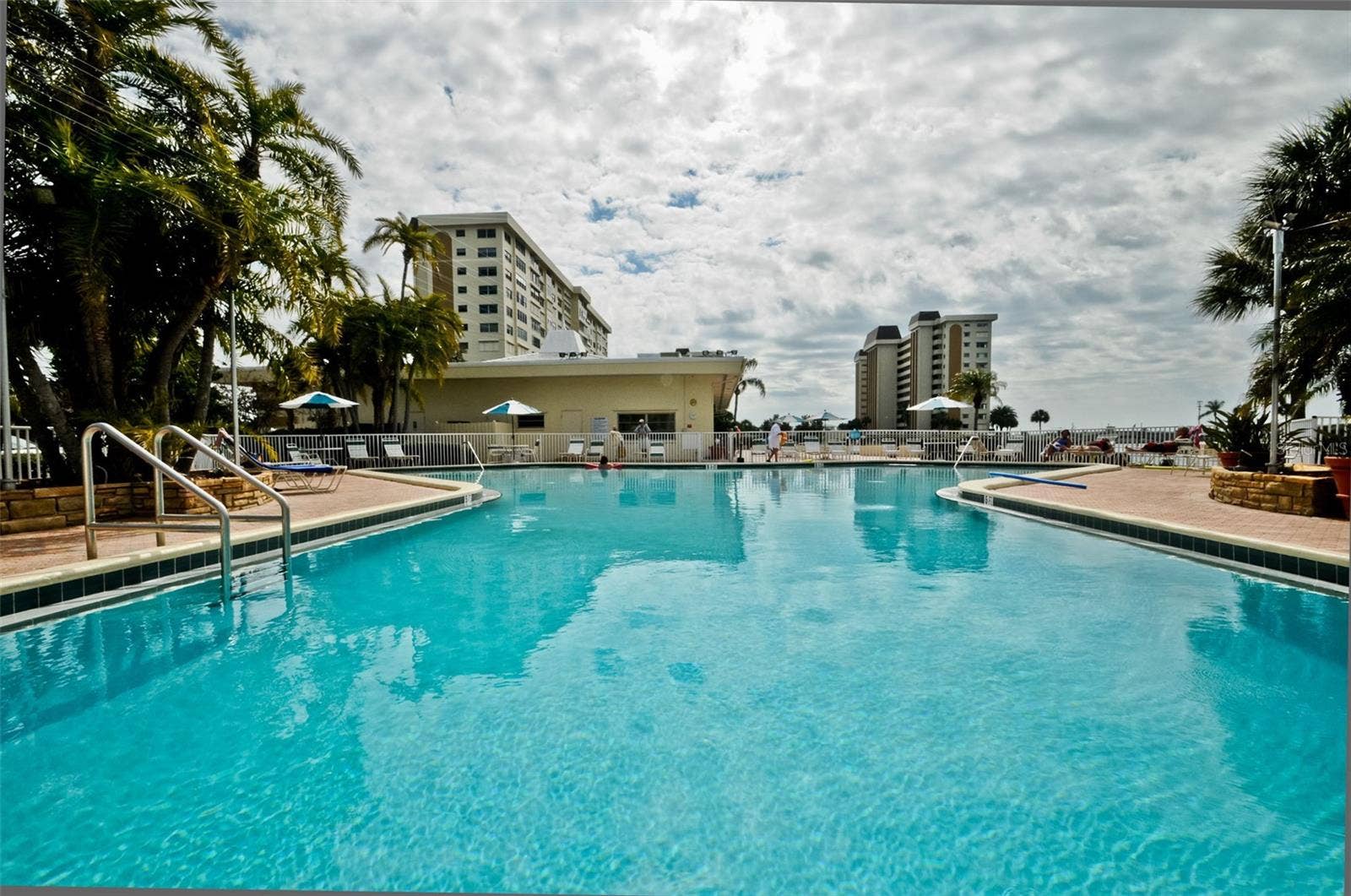 4775 COVE CIRCLE, #904, St Petersburg, FL 33708 4775 COVE CIRCLE, #904, St Petersburg, FL 33708