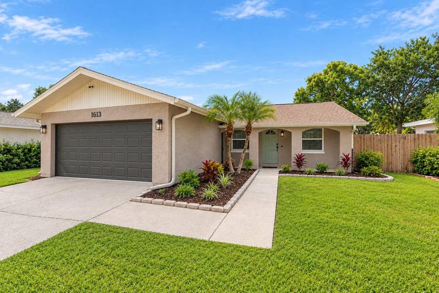 Property photo for 1613 GREENWOOD DRIVE, Dunedin, FL