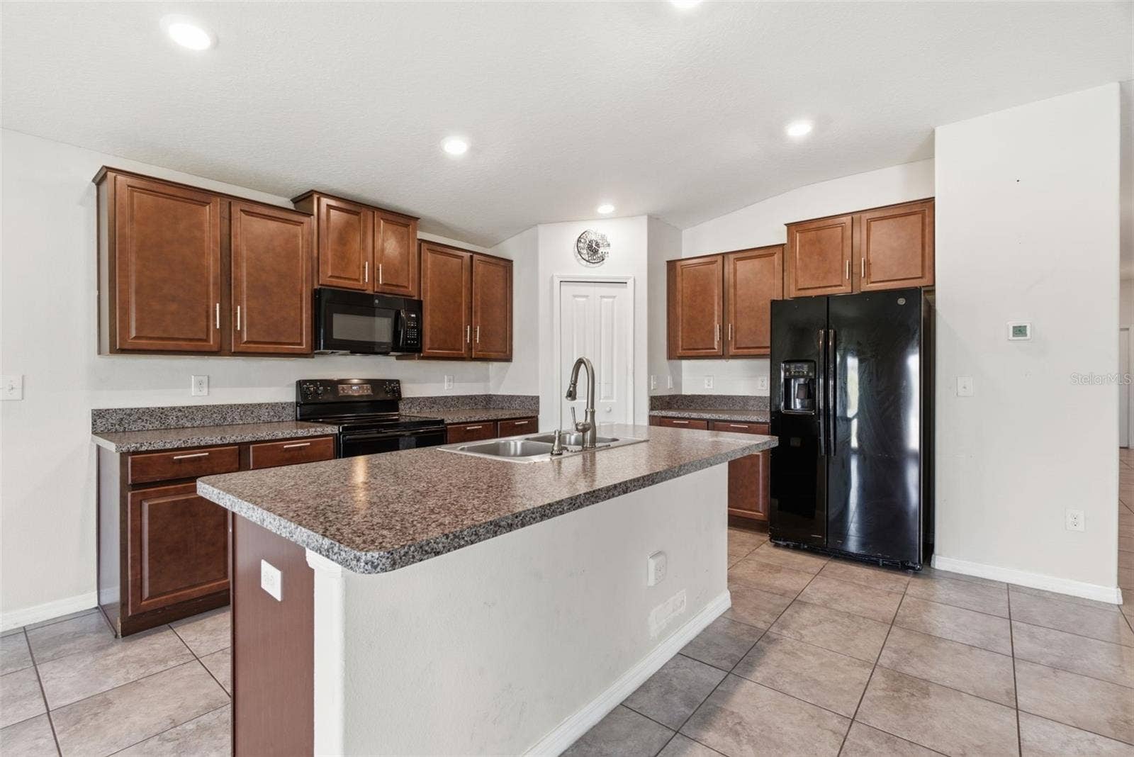15701 DEMORY POINT PLACE, Sun City Center, FL 33573