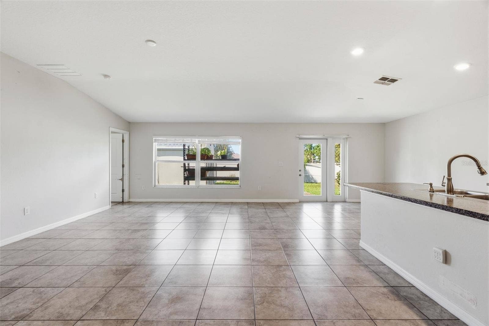 15701 DEMORY POINT PLACE, Sun City Center, FL 33573