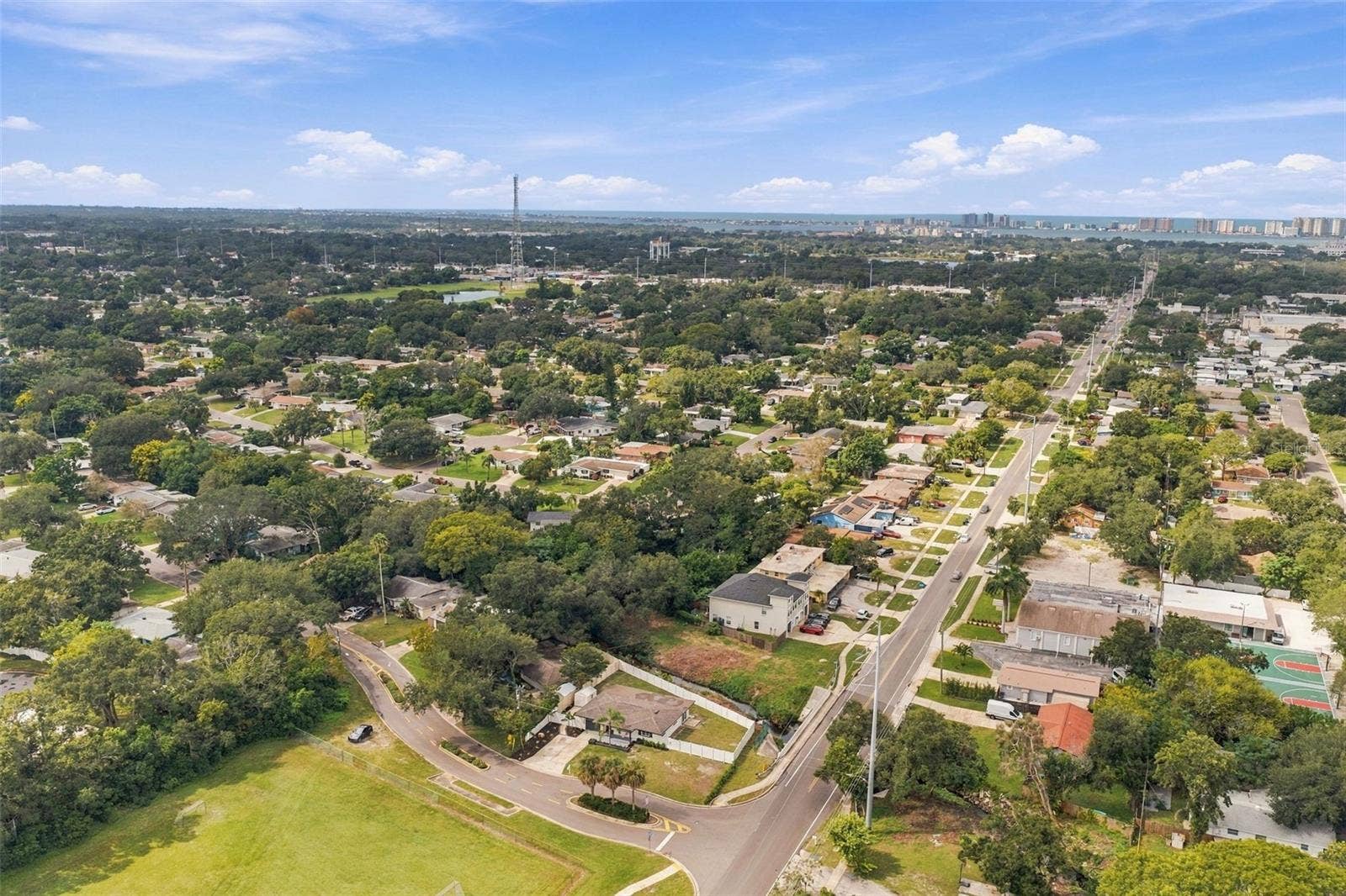 1300 S HILLCREST AVENUE, Clearwater, FL 33756 1300 S HILLCREST AVENUE, Clearwater, FL 33756