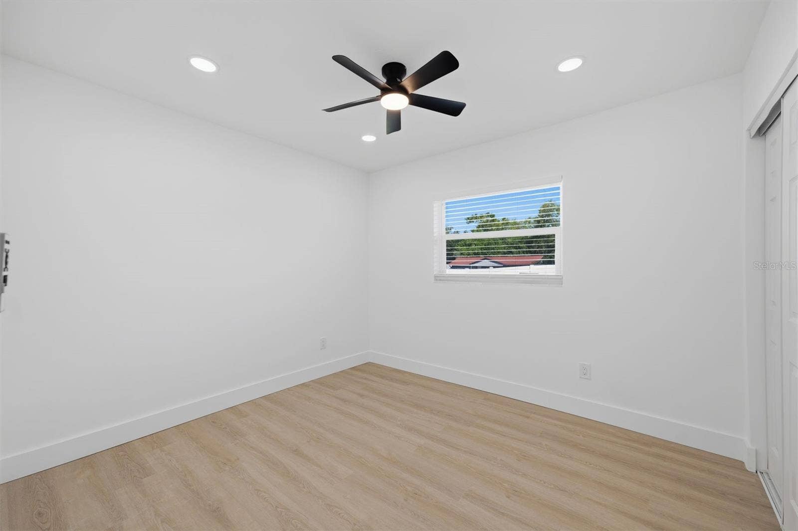 1300 S HILLCREST AVENUE, Clearwater, FL 33756 1300 S HILLCREST AVENUE, Clearwater, FL 33756