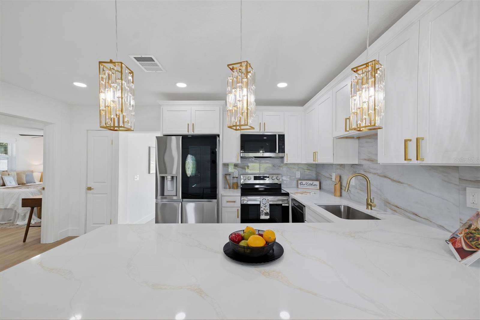 1300 S HILLCREST AVENUE, Clearwater, FL 33756 1300 S HILLCREST AVENUE, Clearwater, FL 33756