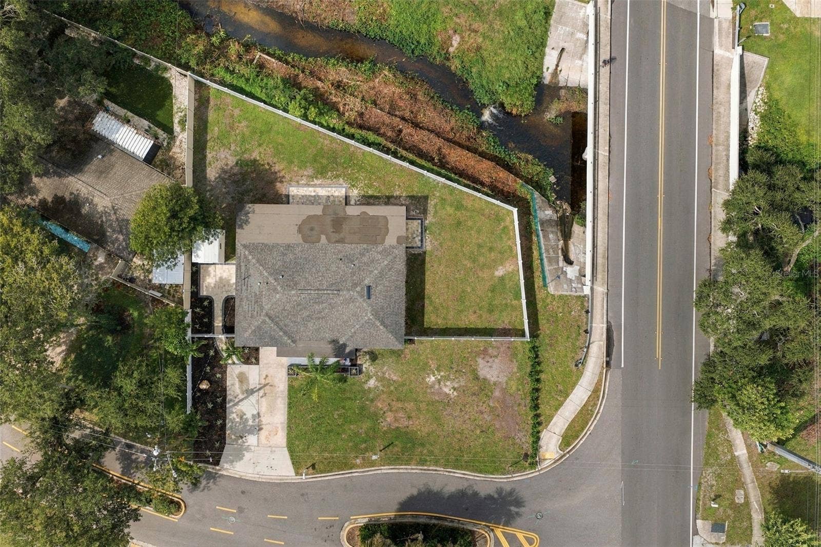 1300 S HILLCREST AVENUE, Clearwater, FL 33756 1300 S HILLCREST AVENUE, Clearwater, FL 33756