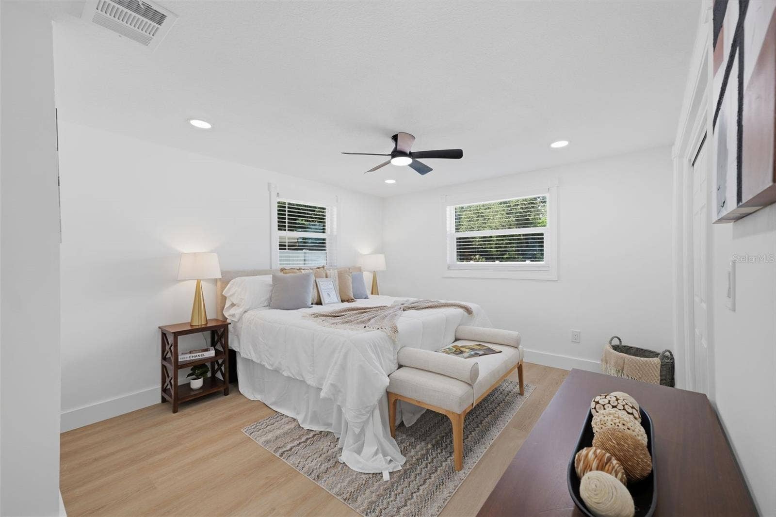 1300 S HILLCREST AVENUE, Clearwater, FL 33756 1300 S HILLCREST AVENUE, Clearwater, FL 33756