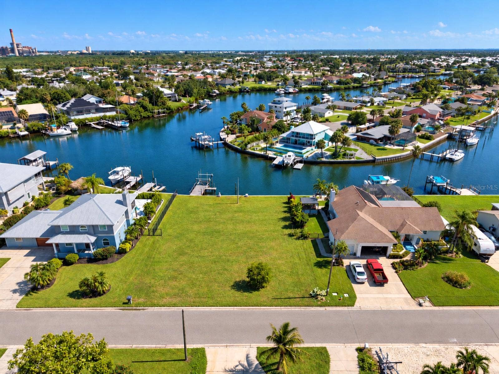 753 GRAN KAYMEN WAY, Apollo Beach, FL 33572 753 GRAN KAYMEN WAY, Apollo Beach, FL 33572