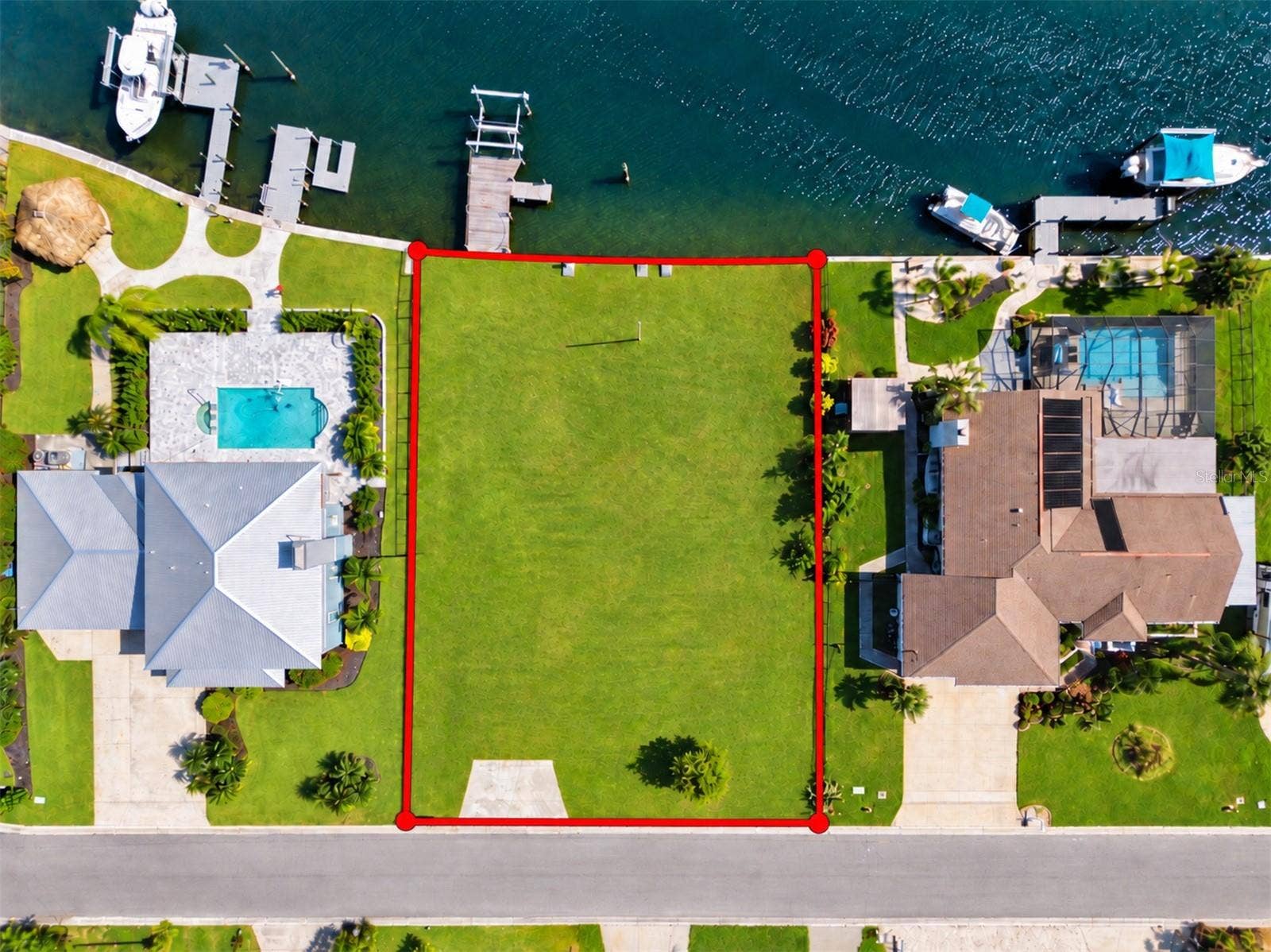 753 GRAN KAYMEN WAY, Apollo Beach, FL 33572 753 GRAN KAYMEN WAY, Apollo Beach, FL 33572
