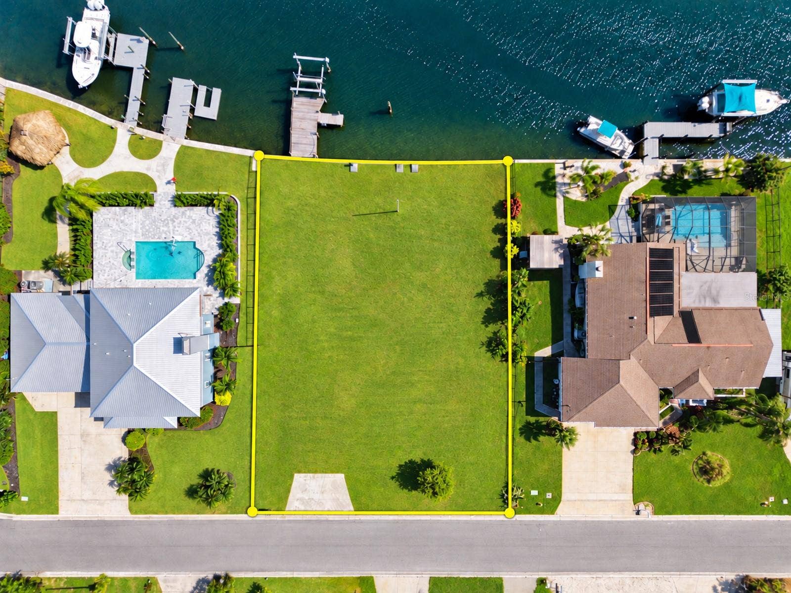 753 GRAN KAYMEN WAY, Apollo Beach, FL 33572 753 GRAN KAYMEN WAY, Apollo Beach, FL 33572