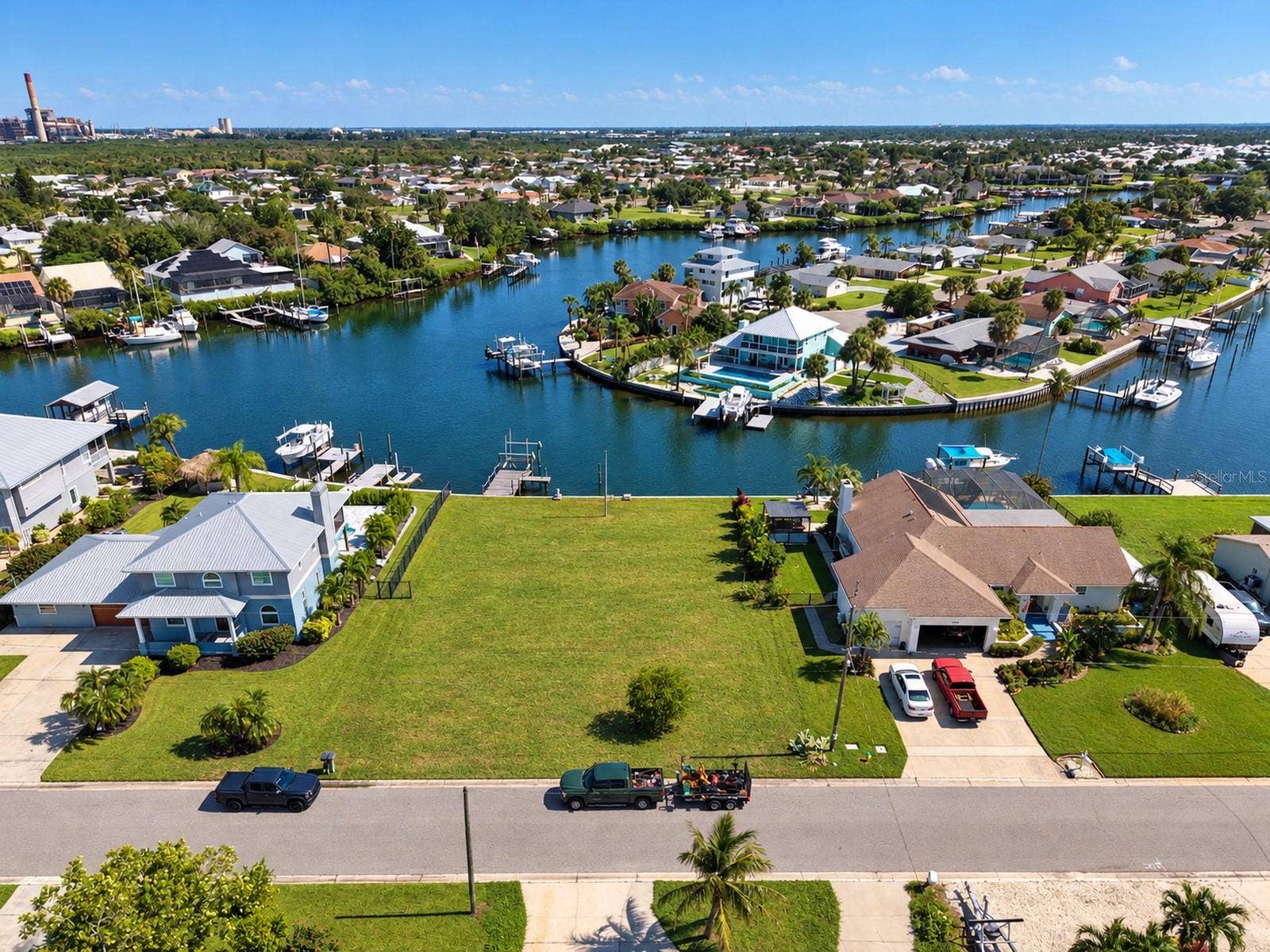 753 GRAN KAYMEN WAY, Apollo Beach, FL 33572 753 GRAN KAYMEN WAY, Apollo Beach, FL 33572