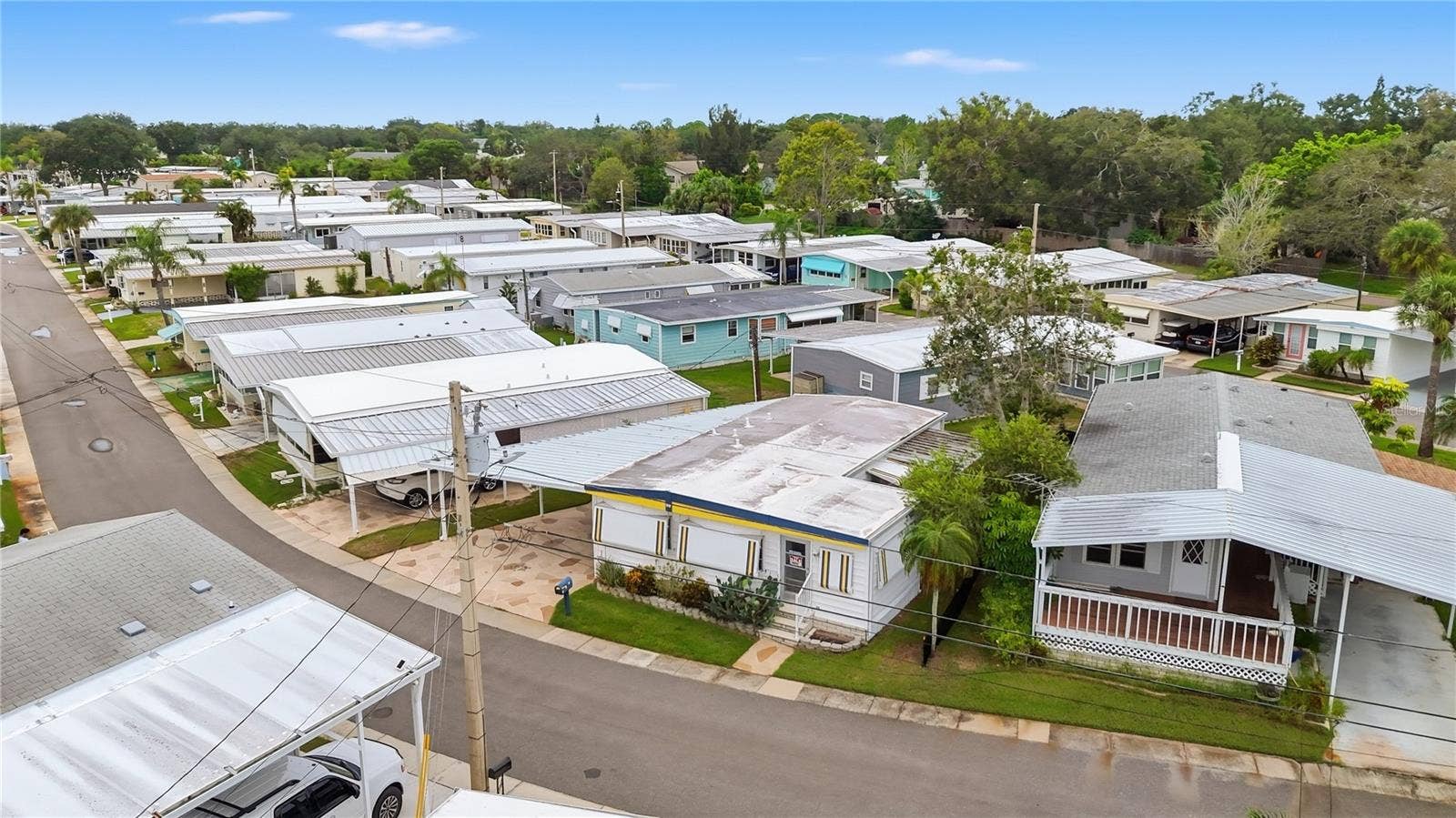 70 SCHOONER DRIVE, #70, Palm Harbor, FL 34683 Arial View with Mobile Home