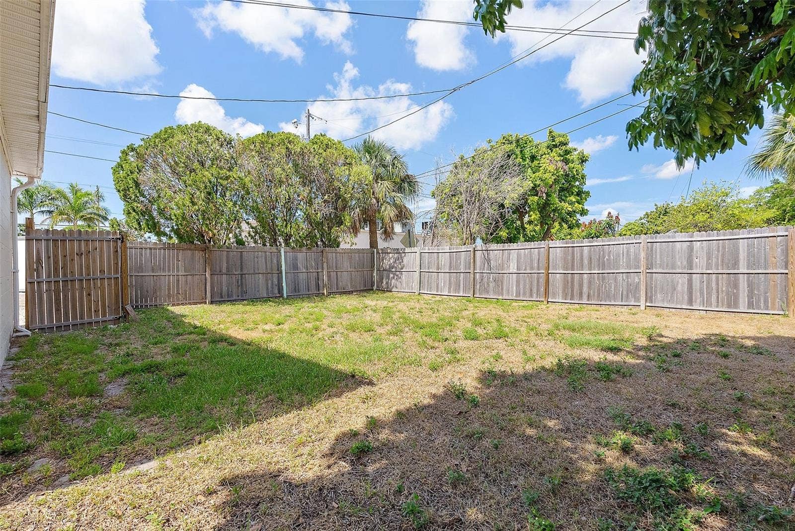 918 27TH STREET N, St Petersburg, FL 33713